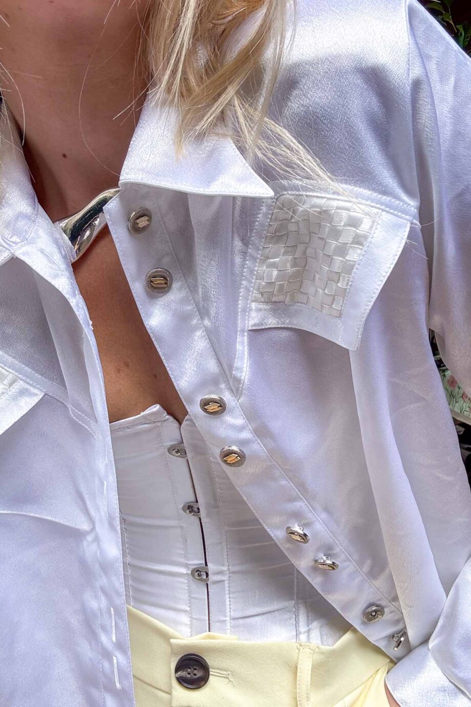 Delicate summer appeal blouse