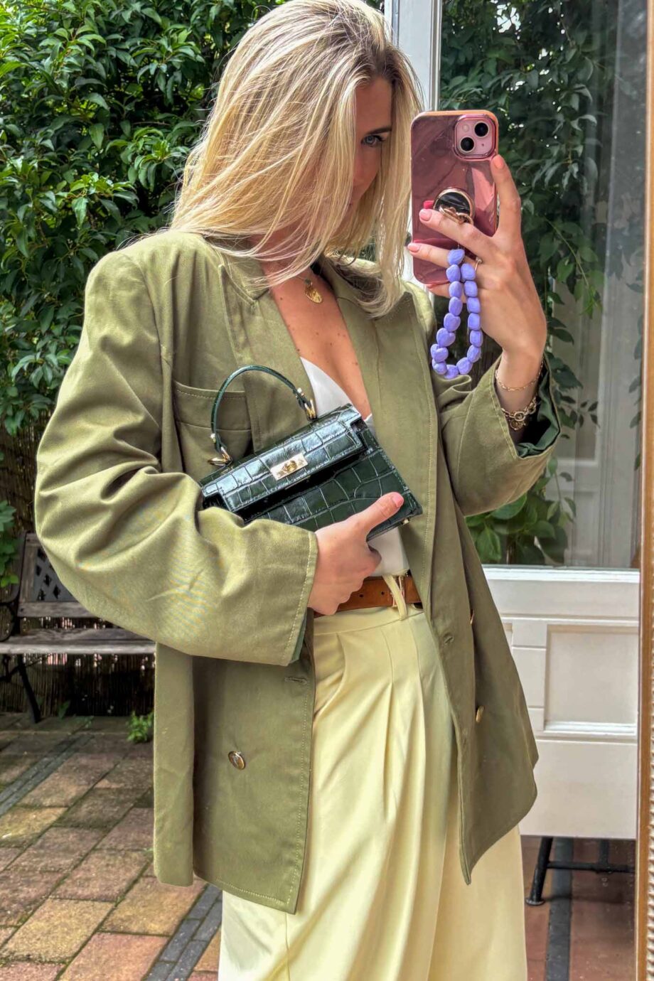 Olive hour in a linen oversized blazer