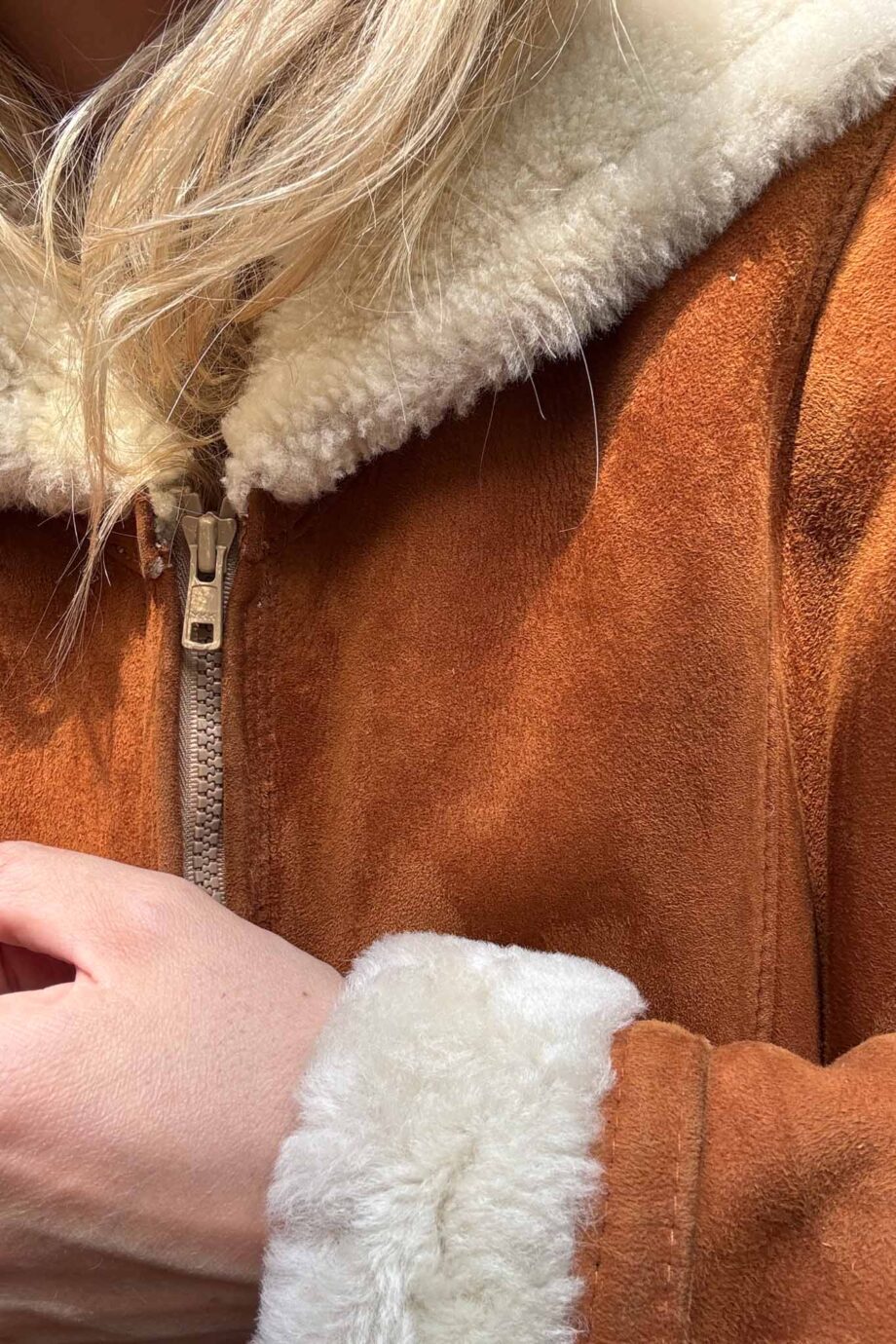 The hooded New York cognac headturning lammycoat