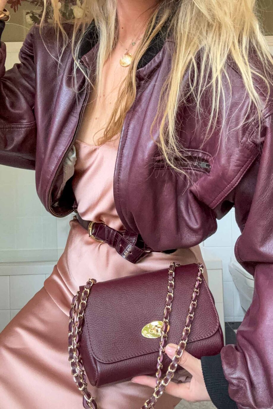 The Venezia burgundy leather belt