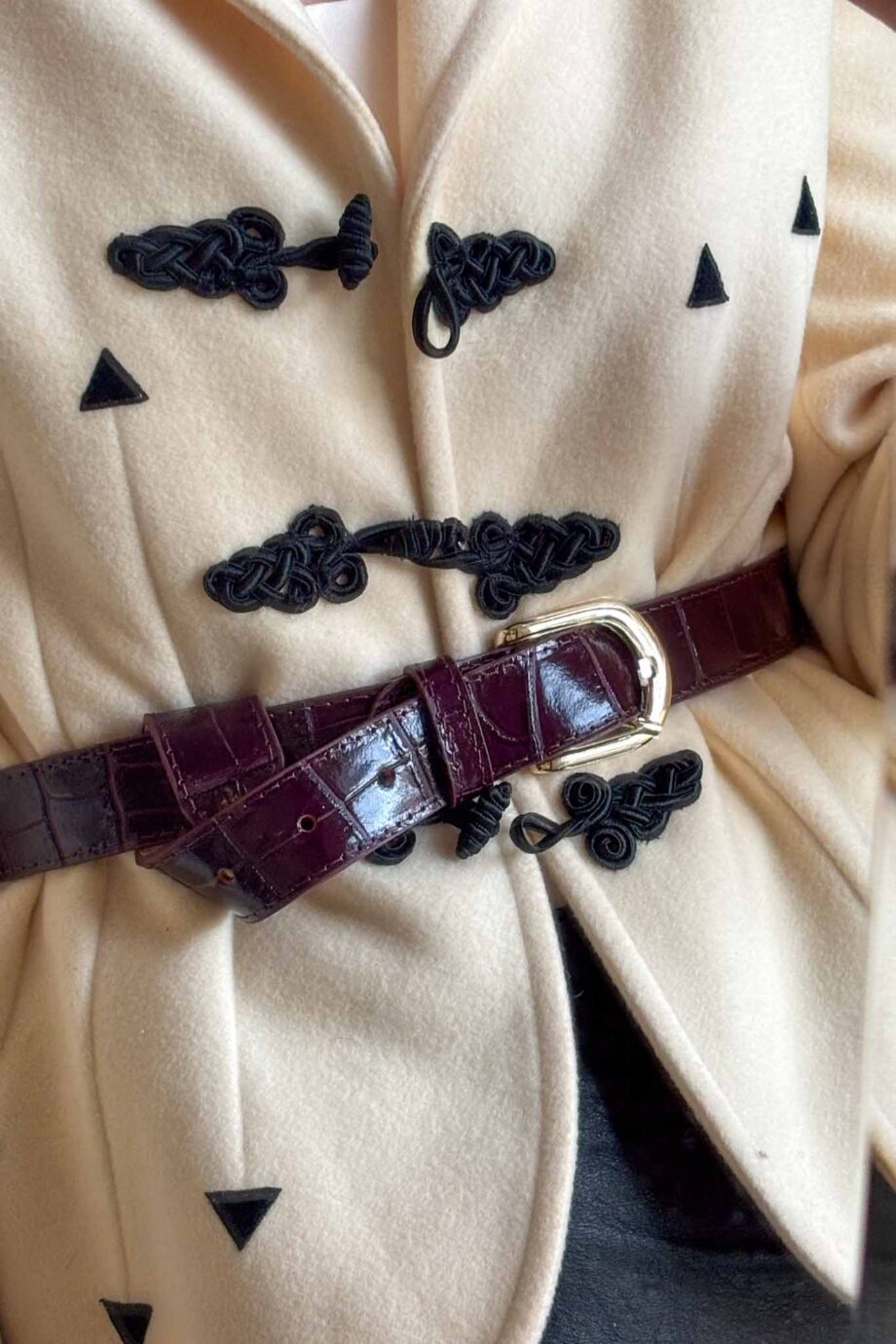The Venezia burgundy leather belt