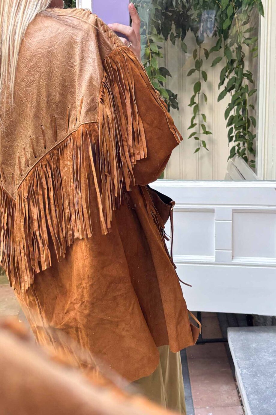The 70s love story fringe suede jacket